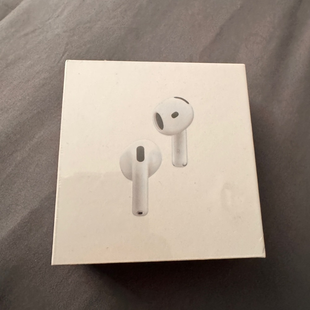 Apple AirPods 4 with Noise Cancellation - White